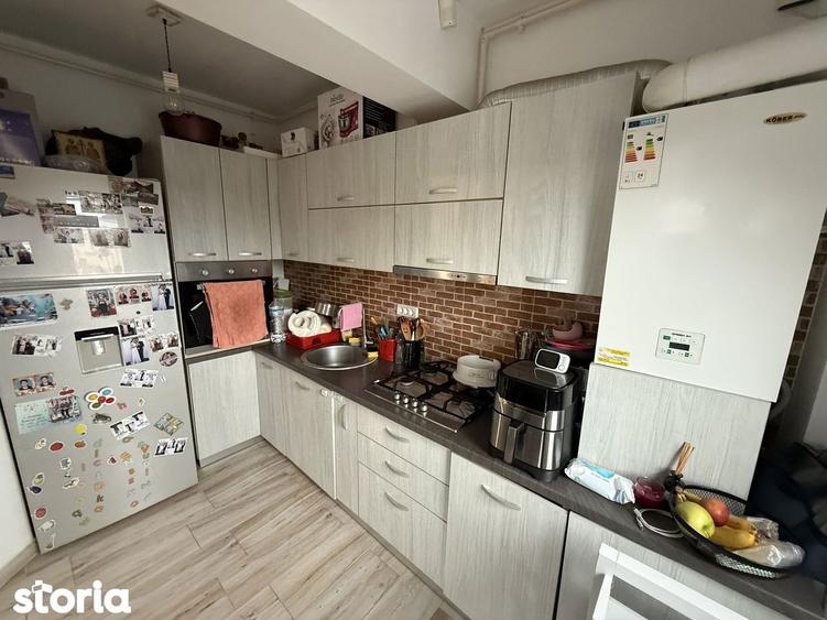 Apartament cu 2 camere semidecomandat în Valu lui Traian