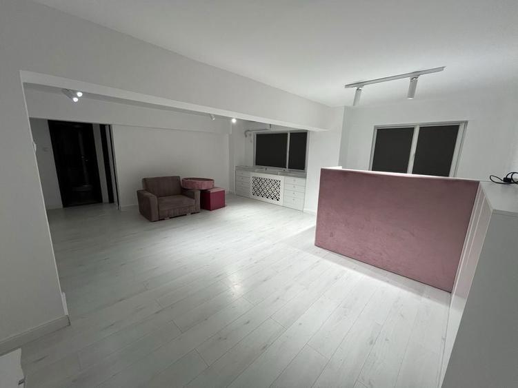 Apartament cu 2 camere decomandat în 13 Septembrie