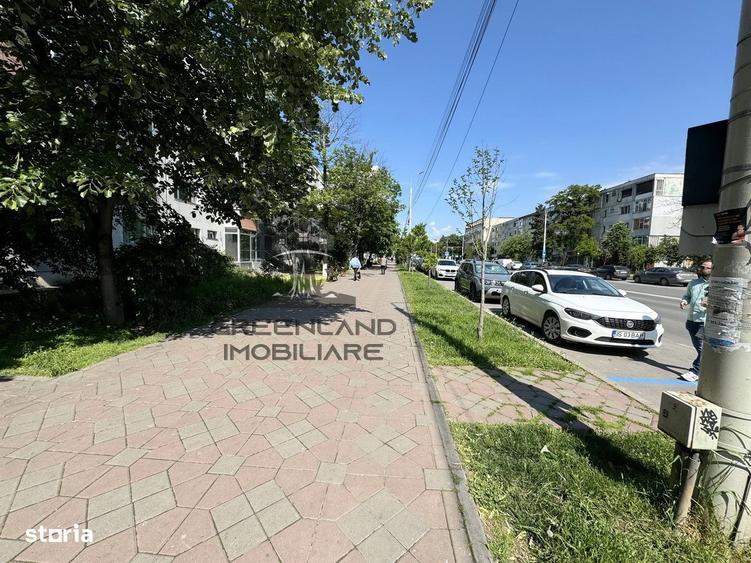 Apartament cu 2 camere semidecomandat în Podu Roș
