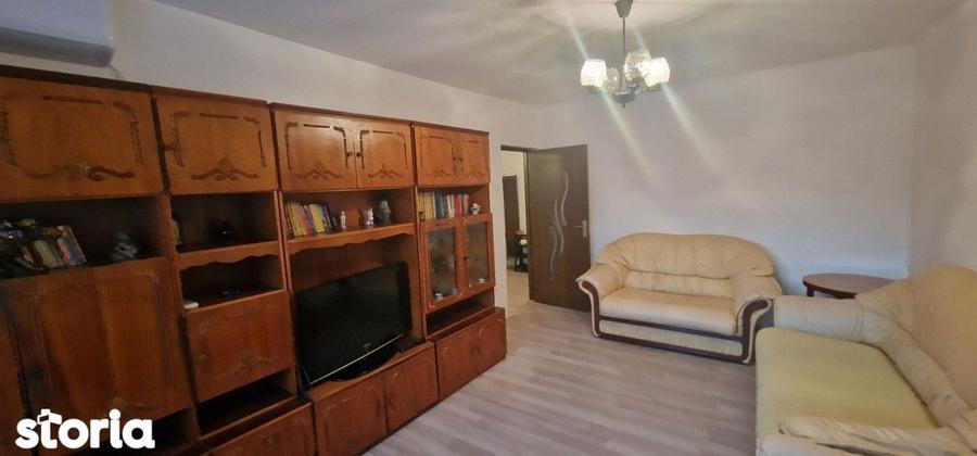 Apartament cu 2 camere decomandat, mobilat în Viziru 3