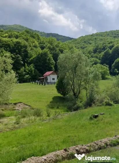 Teren de 421 mp, în Măieruș