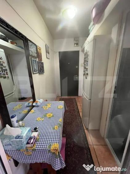 Apartament cu 2 camere nedecomandat, mobilat în Micro 11