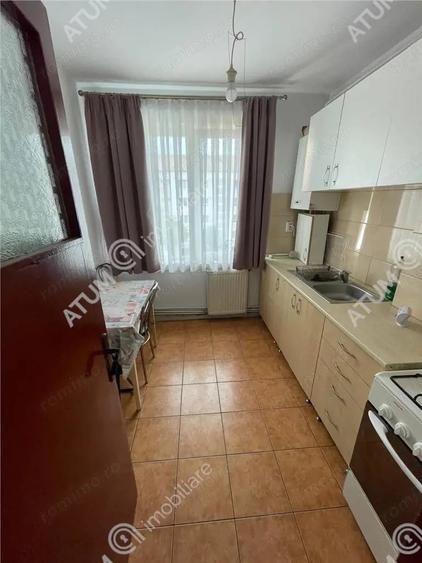 Apartament cu 2 camere decomandat în Terezian