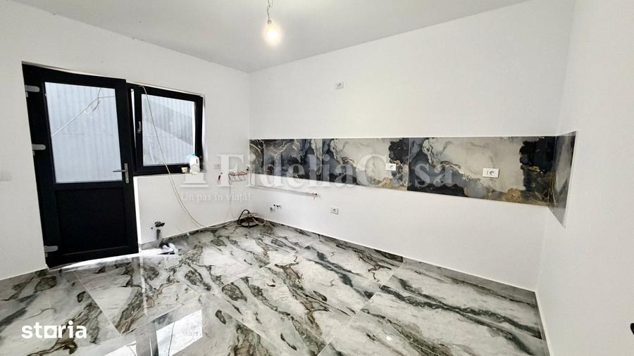 Casă cu 4 camere cu Teren 400 Mp în Bârnova