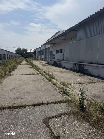 Spațiu comercial, de 2,820 mp, în Vest