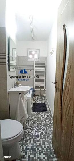 Apartament cu 2 camere de vanzare zona Micro 15 - 1
