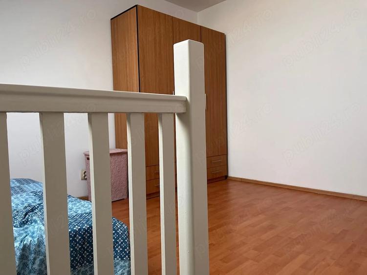 Apartament tip mansarda ,situat la etajul 5 5 , compartimentat pe 2 niveluri -zona Nicolina - 1