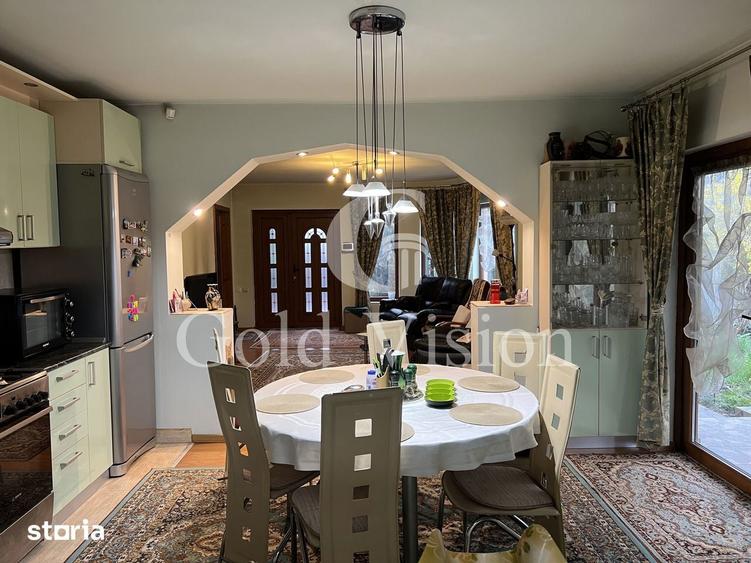 Casa cu 5 camere + anexa cu garaj, mobilata complet, str. Gh. ?incai - 19