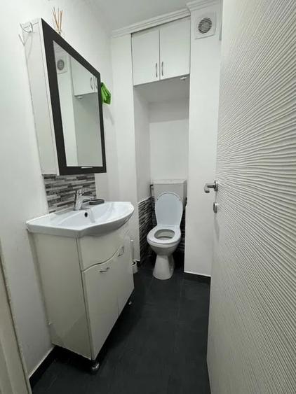Apartament cu 4 camere decomandat, mobilat în Pantelimon