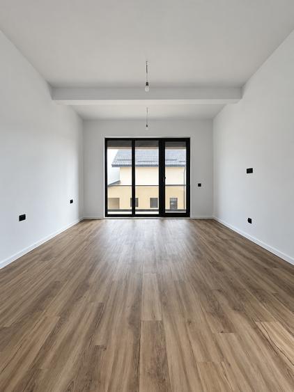 Casă individuală cu 5 camere cu Teren 423 Mp în Tunari
