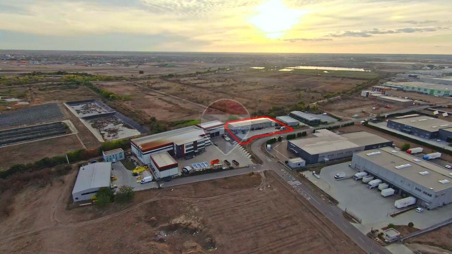 Spațiu industrial, de 1,137 mp, în Exterior Vest
