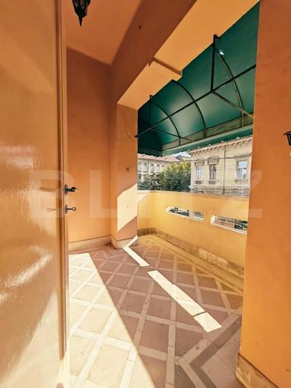Apartament cu 7 camere circular, mobilat în Sinaia