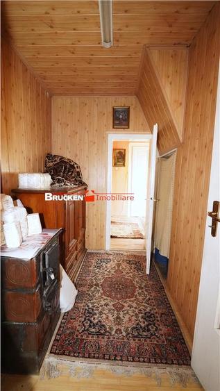 Casă cu 2 camere cu Teren 520 Mp în Central