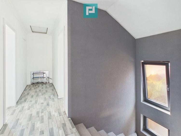 Casă individuală cu 4 camere cu Canalizare în Periferie