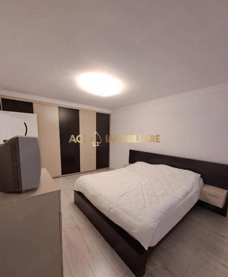 Apartament cu 3 camere decomandat, mobilat în Ozana