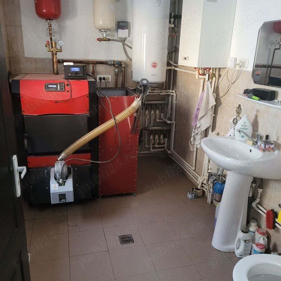 Vila+ teren de 2,2ha la 5 km de Vatra Dornei - 1