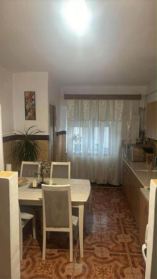 Apartament 3 camere Zona Posta 4 - 1