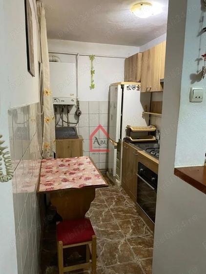 Ap 1 cam decomandat | Pacurari - Petru Poni | et intermediar - 4