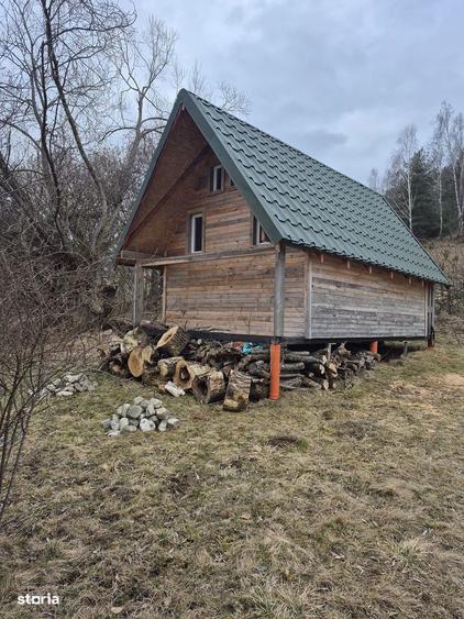 Casa de vacanta in constructie, teren 5600 mp - 2