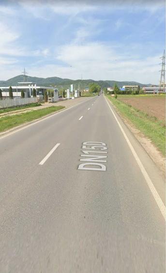 Teren de vanzare Calea Romanului, vis-a-vis de reprezentanta Skoda - 1