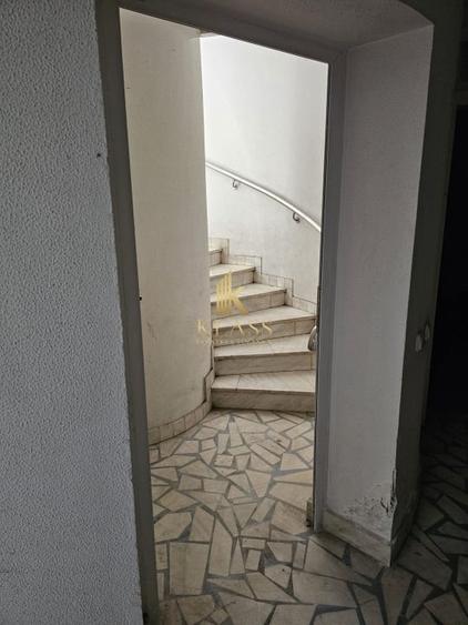 Spatiu Comercial - 210mp - Zona Universitate - 11