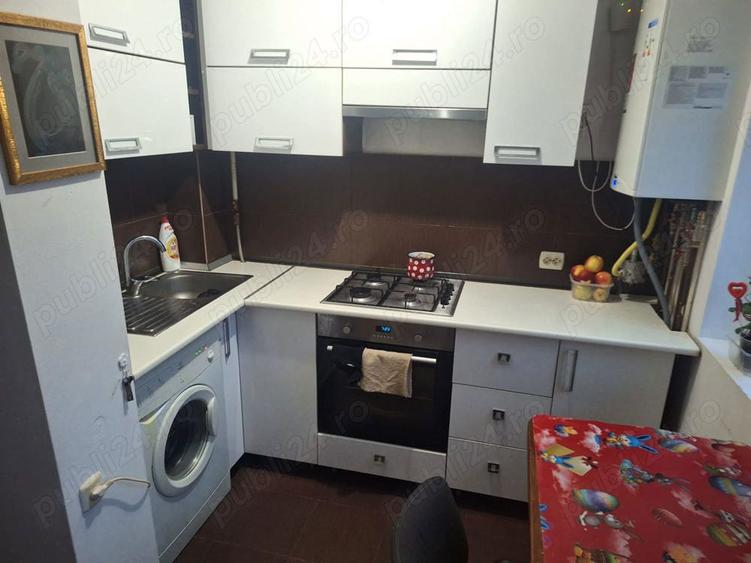 Vand apartament 2 camere Targovi?te - 3