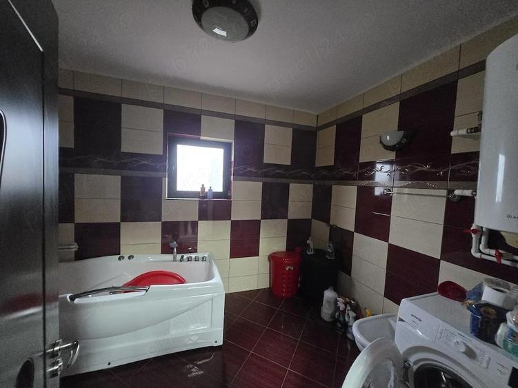 Casa localitarea Fantanele la 50km de Constanta - 10
