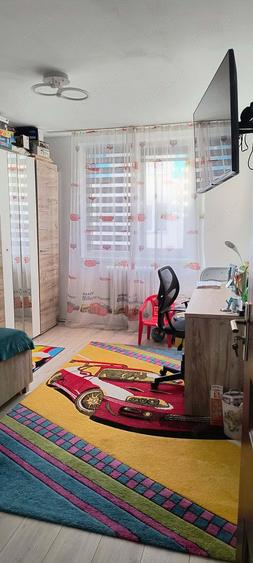 Vand apartament cu 3 camere - 4
