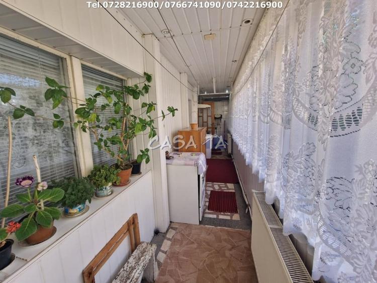 Apartament 4 camere, situat in Targu Jiu, Str. 22 Decembrie 1989 - 11