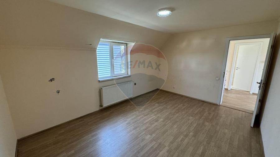 DE VANZARE CASA LA PRET DE APARTAMENT - 20