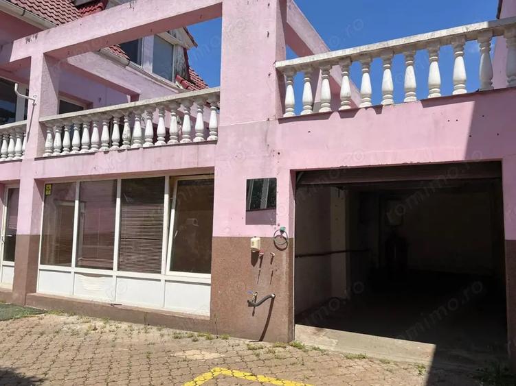 Casa cu 6 camere de inchiriat in Rogerius - 2