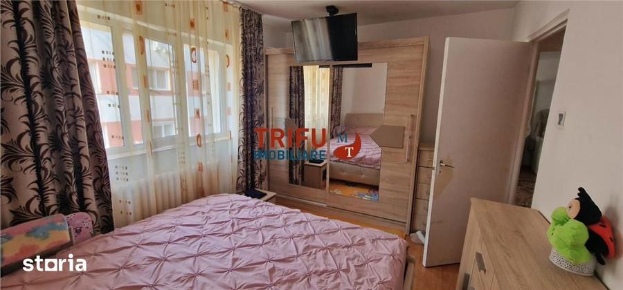 Apartament 3 camere de vanzare zona Cetate - 3