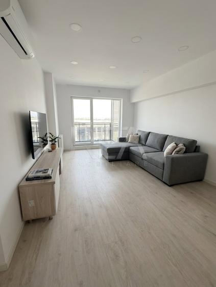 Apartament cu 2 camere semidecomandat, mobilat în Ghencea