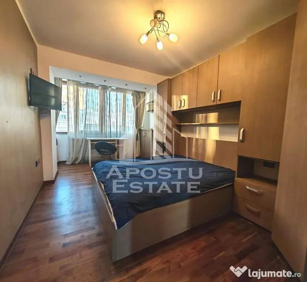 Apartament cu 3 camere semidecomandat în Gării