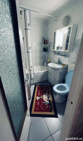 De vanzare apartament decomandat cu 3 camere - 3