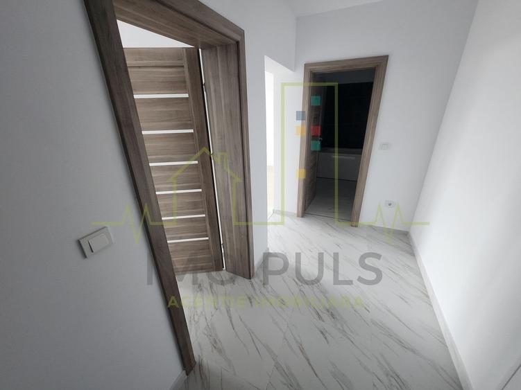 Bucatarie 10 mp. Decomandat. Parter. Posibilitate rate - 4