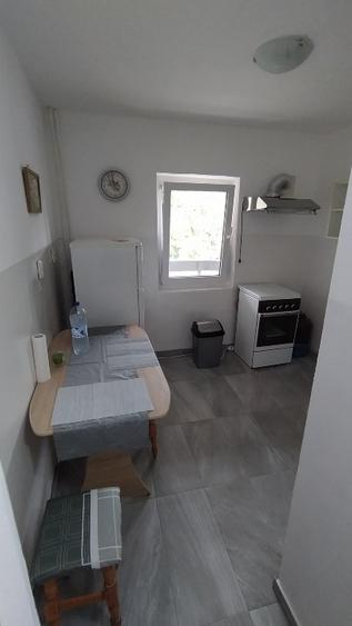 Ap de inchiriat central H-uri  - 1