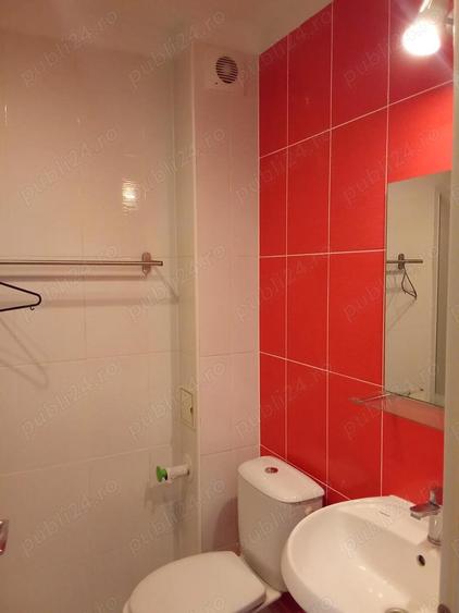 Proprietar-garsoniera bloc nou metrou statia N.Teclu - 4