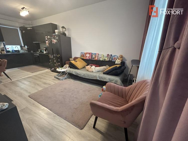 Apartament cu 3 camere si 2 bai, etaj 2 in Giroc - 3