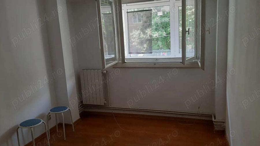DE INCHIRIAT APARTAMENT 3 CAMERE Gorjului Centrala Proprie 3-5 min metrou - 2