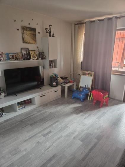 APARTAMENT 2 CAMERE DECOMANDAT ZONA TOMIS 3 - 1