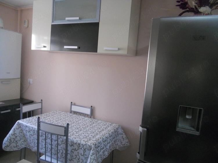 Apartament cu 2 camere decomandat în Precista