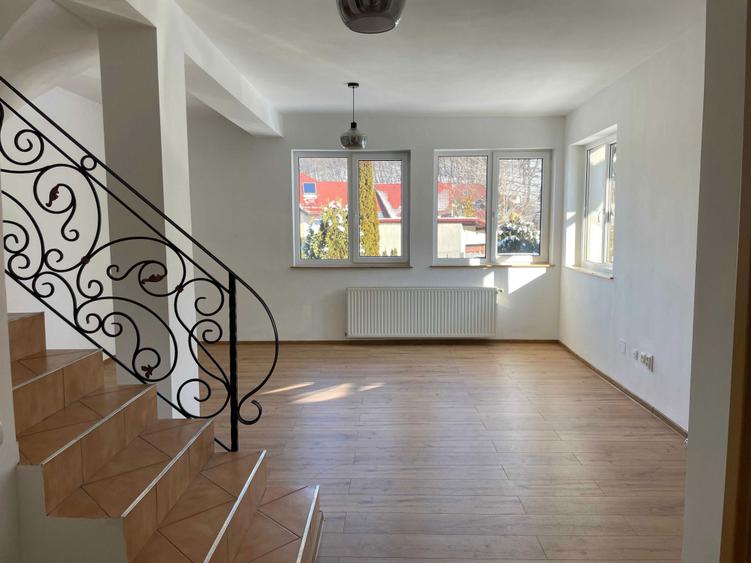Casa in quadruplex cartier Green Valley - 3