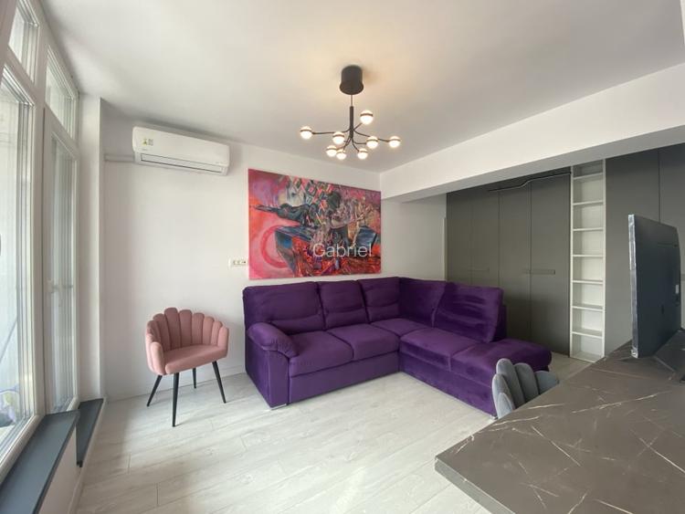 Apartament 2 camere, 55mp, centrala proprie, metrou, AC, Timpuri Noi Apartament 2 camere, 55mp, centrala proprie, metrou, AC, Timpuri Noi