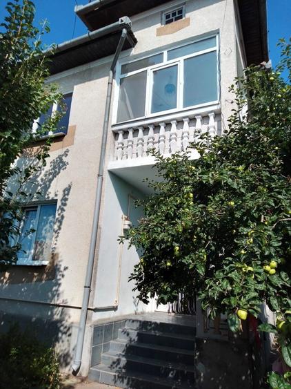 Vand casa pe sarat - 1