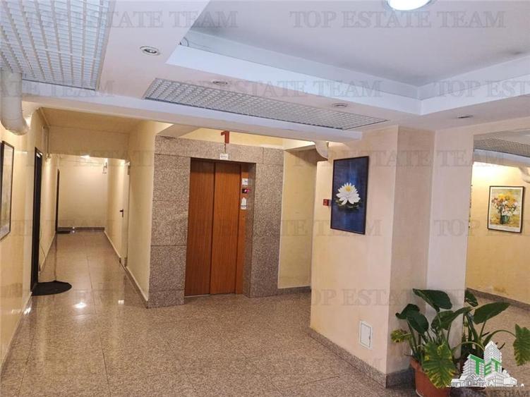 Super apartament cochet din 2008 cu 3 cam. si balcon plus loc de parcare, avand - 18