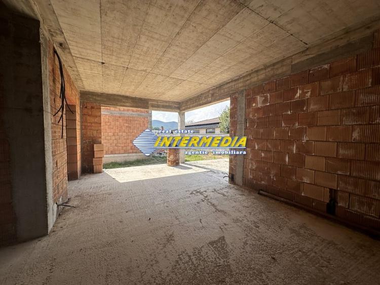 Vanzare Casa Individuala P+M la Rosu cu 345 mp teren si utilitati in Alba Iulia - 4