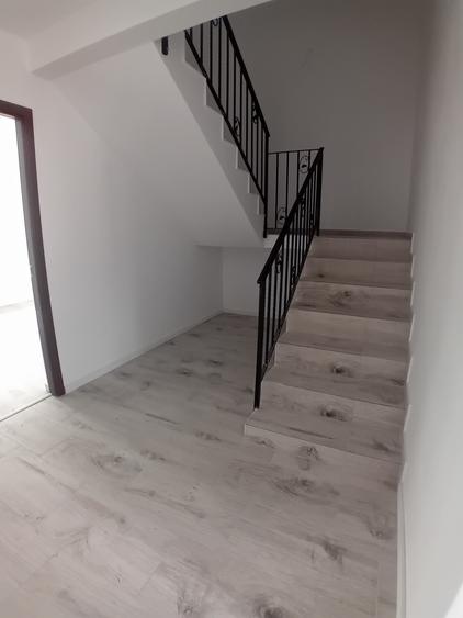 Casa intabulata, cu 6 camere, Lunca Cetatuii Centura - 7