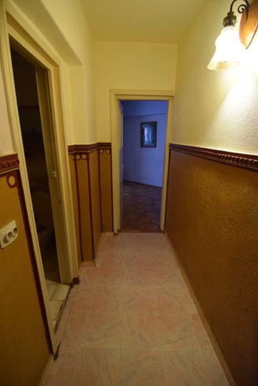 proprietar ap de 4cam,90mpCons.,et1, zona Frumoasa Continental,parcare - 10
