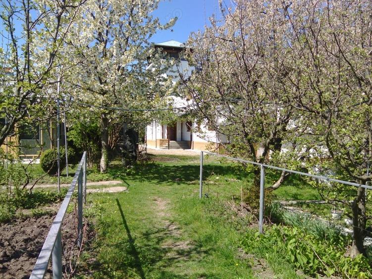 Vand conac+3540mp in Valenii de Munte, - 1